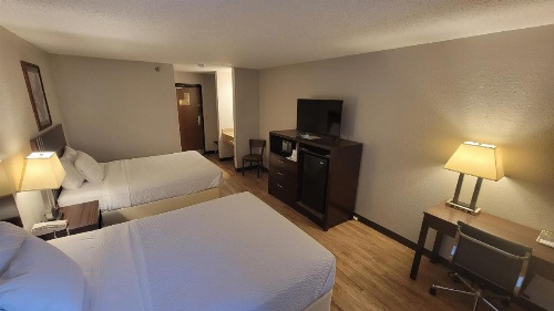 Days Inn by Wyndham Sheridan image 8
